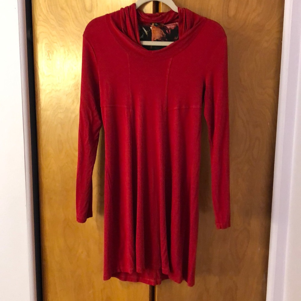 Cupio Cowl Neck Tunic Top Red